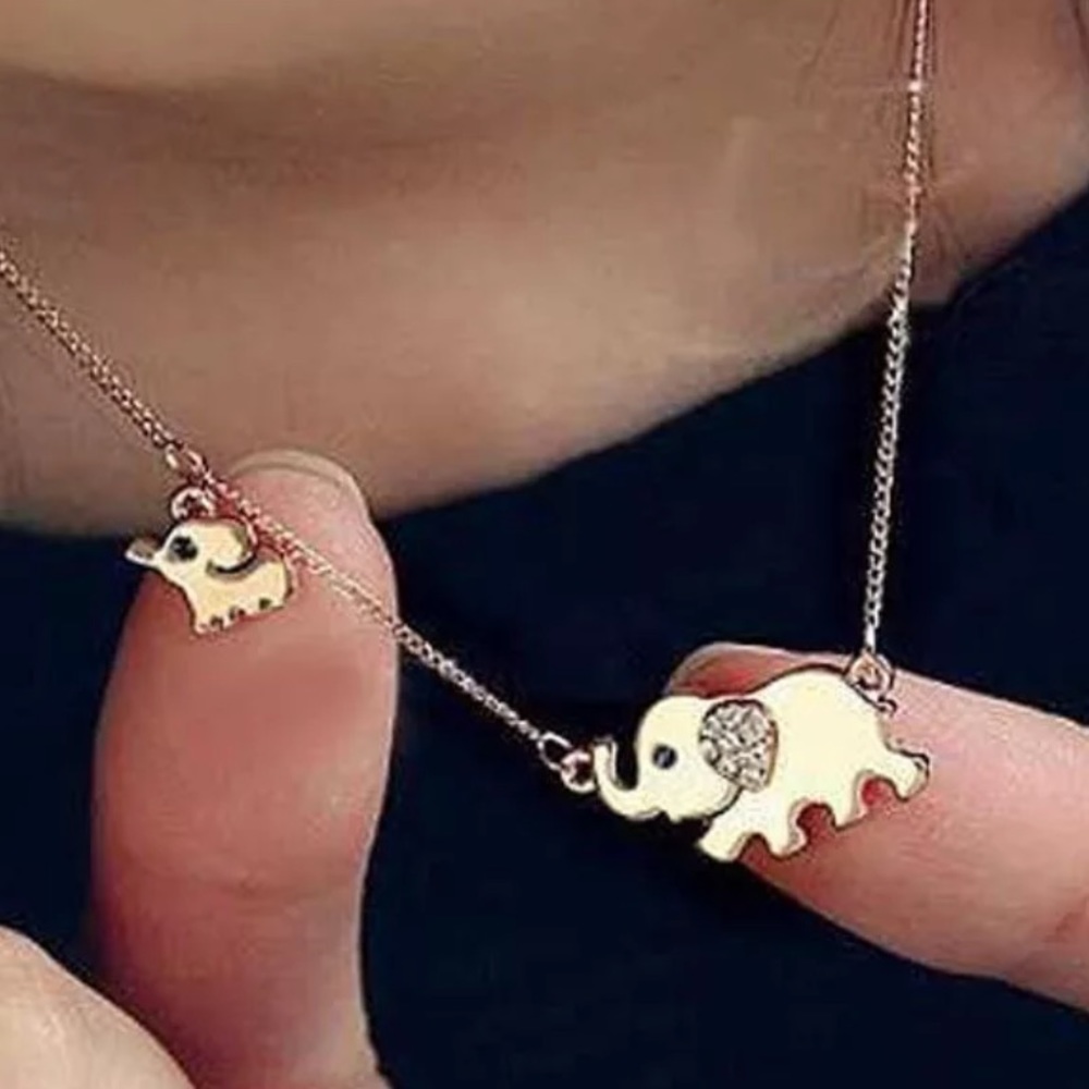 {PAISLEY} dainty Momma & Baby elephant necklace - Picture 2 of 5